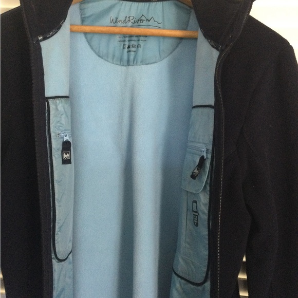 Wind River Navy Fleece Jacket, Size M - Picture 5 of 8